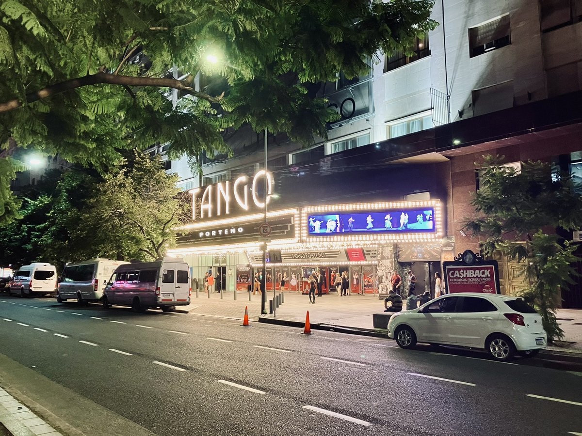 gurdena's tweet photo. When in Buenos Aires it has to be done 💃 https://t.co/z2AZnJwkHO