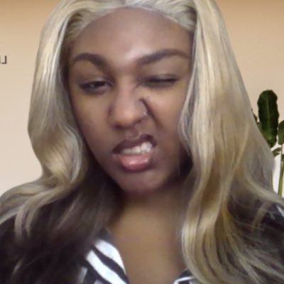 moonshyynee's tweet photo. #NewProfilePic https://t.co/AV0UUL8NBF