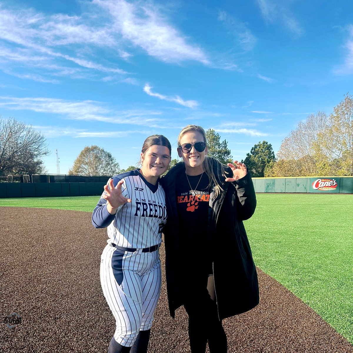 AFNational16u's tweet image. 2026 Loryn Witherspoon camping this past Sunday down at Sam Houston. #StrongAF #AFSBALL #RecruitAFSB #3N2TeamClutch