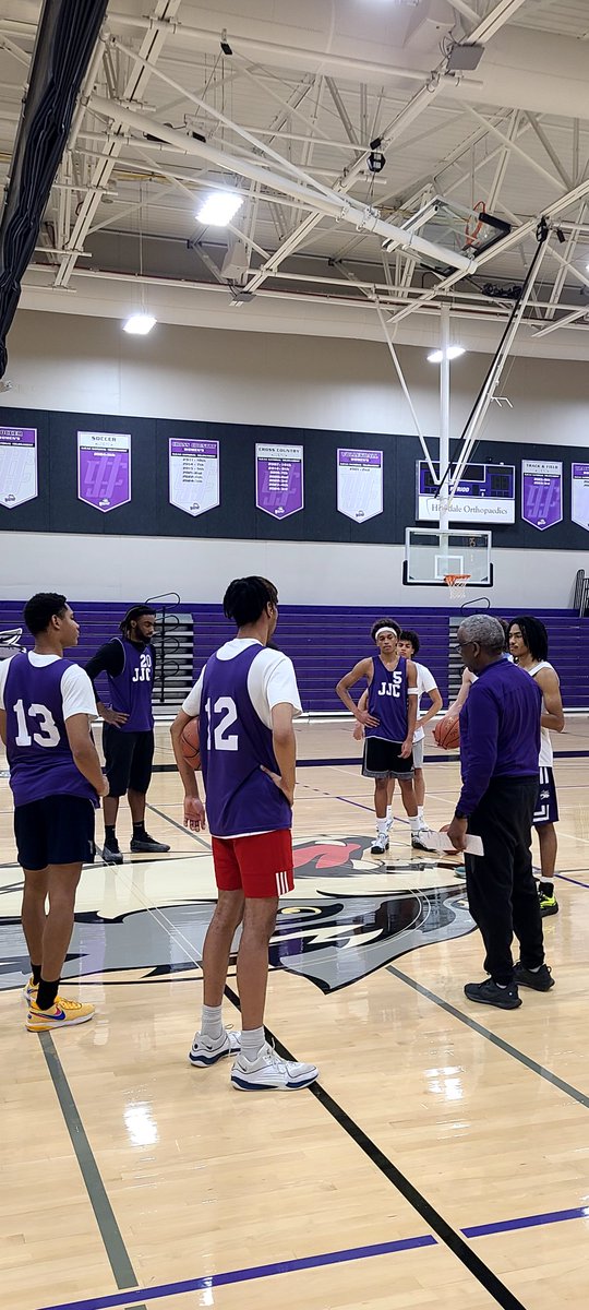 Quincy Jones / Coach Q tweet media