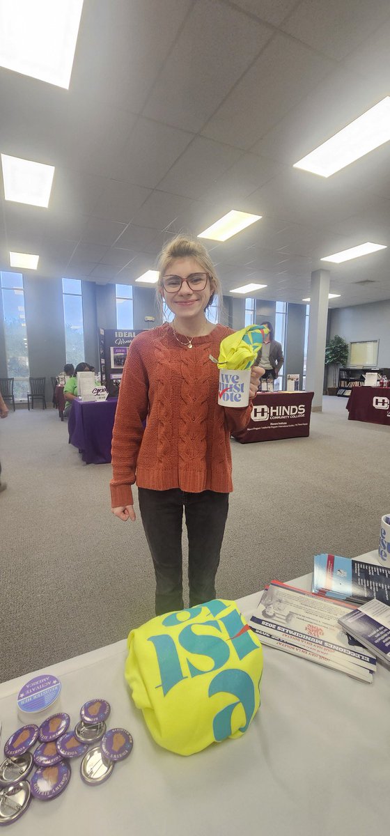 WeMustVote1's tweet photo. We’re off to an incredible start with our Civic Engagement initiatives at Hinds Community College in Raymond! Engaging and educating our students about the importance of municipal elections is vital to empowering the next generation of leaders.
#CivicEngagement
#AllThingsVoting https://t.co/Hrx6D80rer