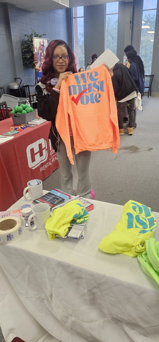 WeMustVote1's tweet photo. We’re off to an incredible start with our Civic Engagement initiatives at Hinds Community College in Raymond! Engaging and educating our students about the importance of municipal elections is vital to empowering the next generation of leaders.
#CivicEngagement
#AllThingsVoting https://t.co/Hrx6D80rer