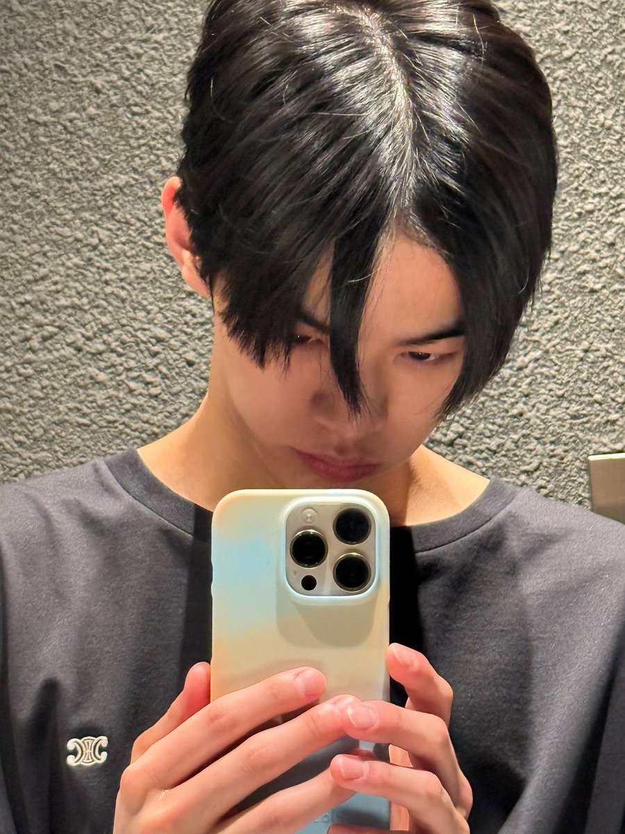 tws_transidn's tweet photo. #DOHOON
💨💨
#도훈 #TWS #투어스 https://t.co/FfAd6jQzEh