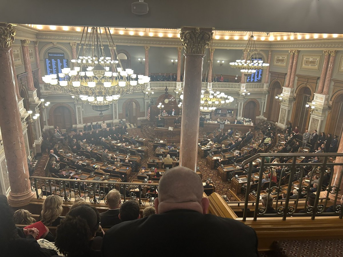 #ksleg and Governor Kelly can work together to make sure no Kansas kid goes hungry.

We can get there by supporting Governor Kelly’s budget which proposes providing free schools meals to any child who qualifies for reduced-price school meals.