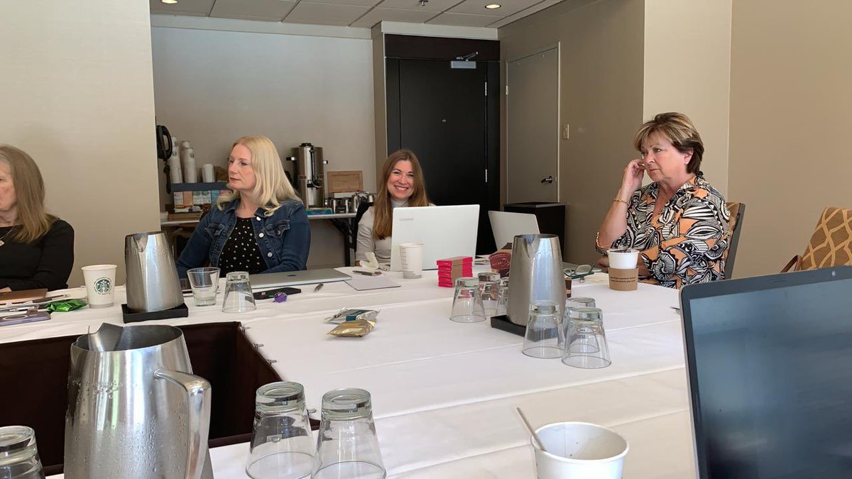WHCHarp's tweet photo. More lovely photos of the World Harp Congress board members during the meeting in Toronto last year!
#oneharpworld #harpistslife #harpists #harp #harpCAD2026 #Toronto #classicalmusician https://t.co/XXyUDZbT7Z
