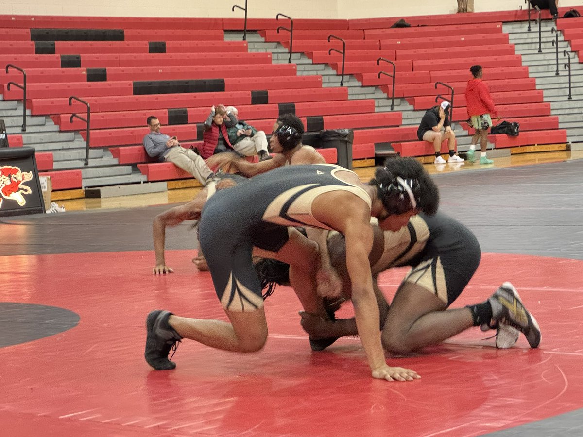 wrestlingLR's tweet photo. LR Wrestling will Compete again Friday 1/17 @ Lakewood Hs for a Quad against Lakewood, Airport &amp; Sumter Hs ! Wrestling begins @6:00 pm!! https://t.co/Q9Yyenn6rF