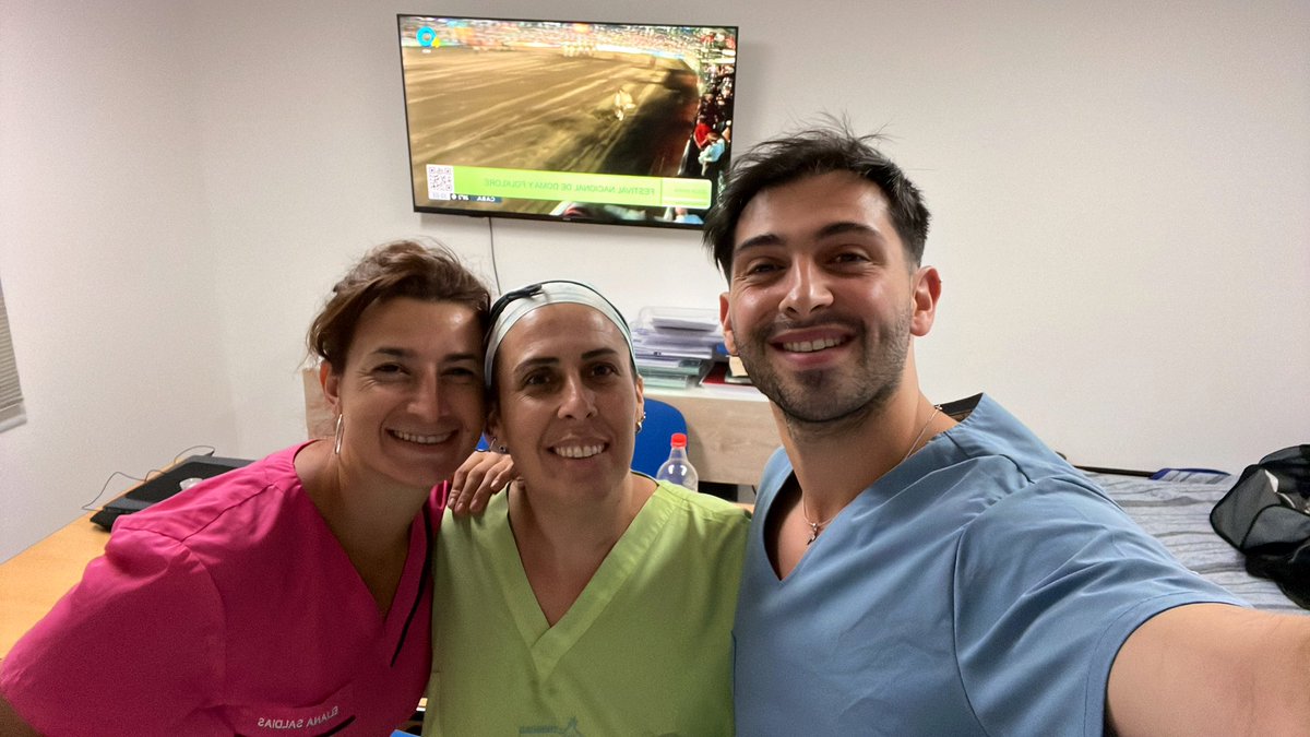 #sesienteargentina desde San Nicolás de los Arroyos, con el equipo de quirófano del hospital de guardia.
Mirando y disfrutando del festival 🙌🏽