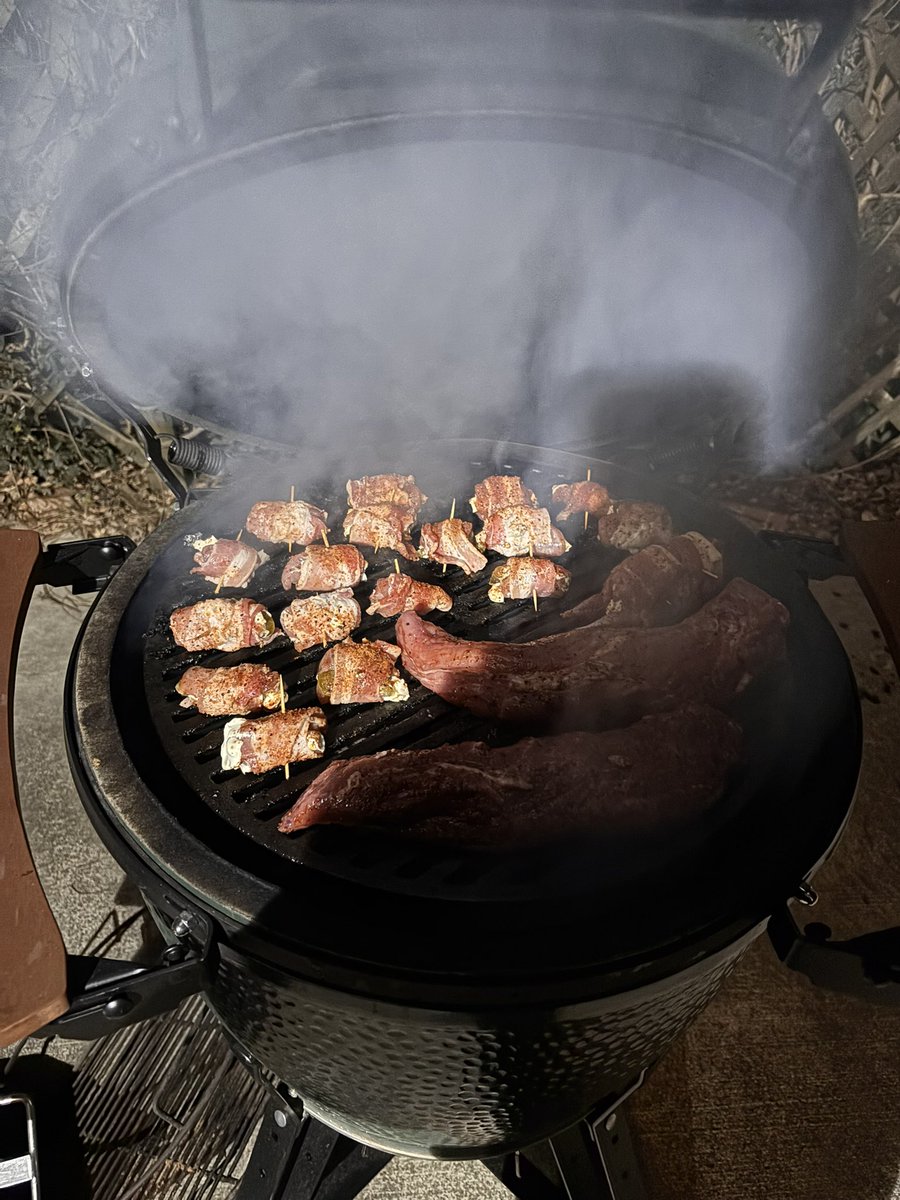 Will_HolySmokes's tweet photo. Quail Poppers on the @BigGreenEgg 

Exodus 16:13

“In the evening quail came up and covered the camp, and in the morning dew lay around the camp.” https://t.co/lqDqB0GfnM