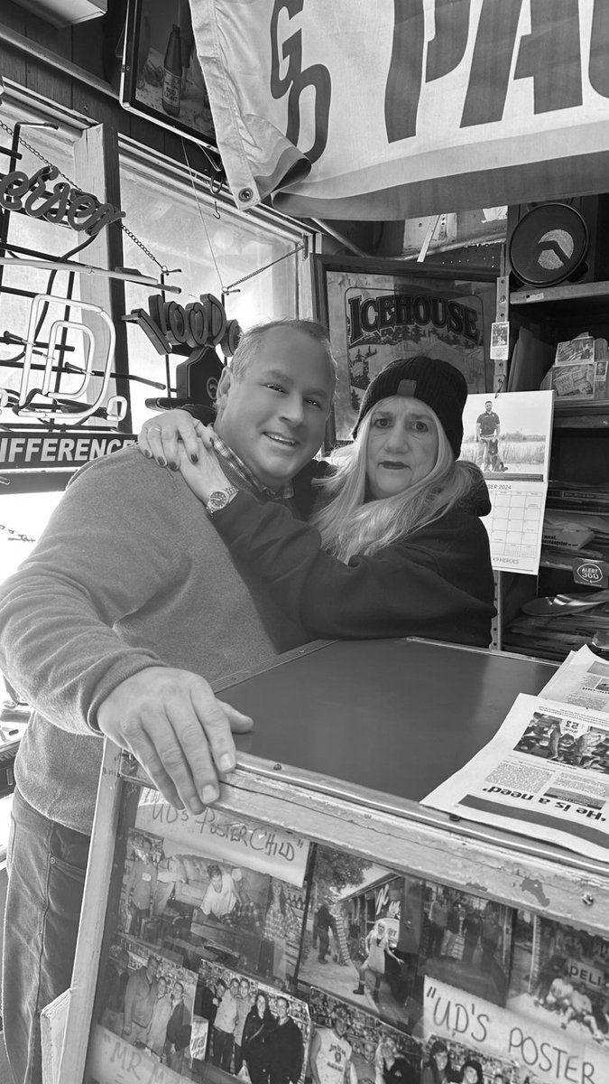 eenis69's tweet photo. #dayton6th #RIPJan https://t.co/yEJJ0lRD2O
