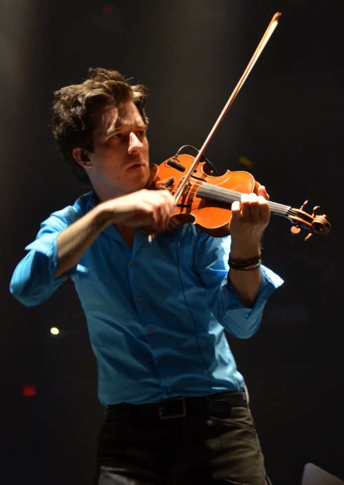 Life’s too short to be normal 🕶️