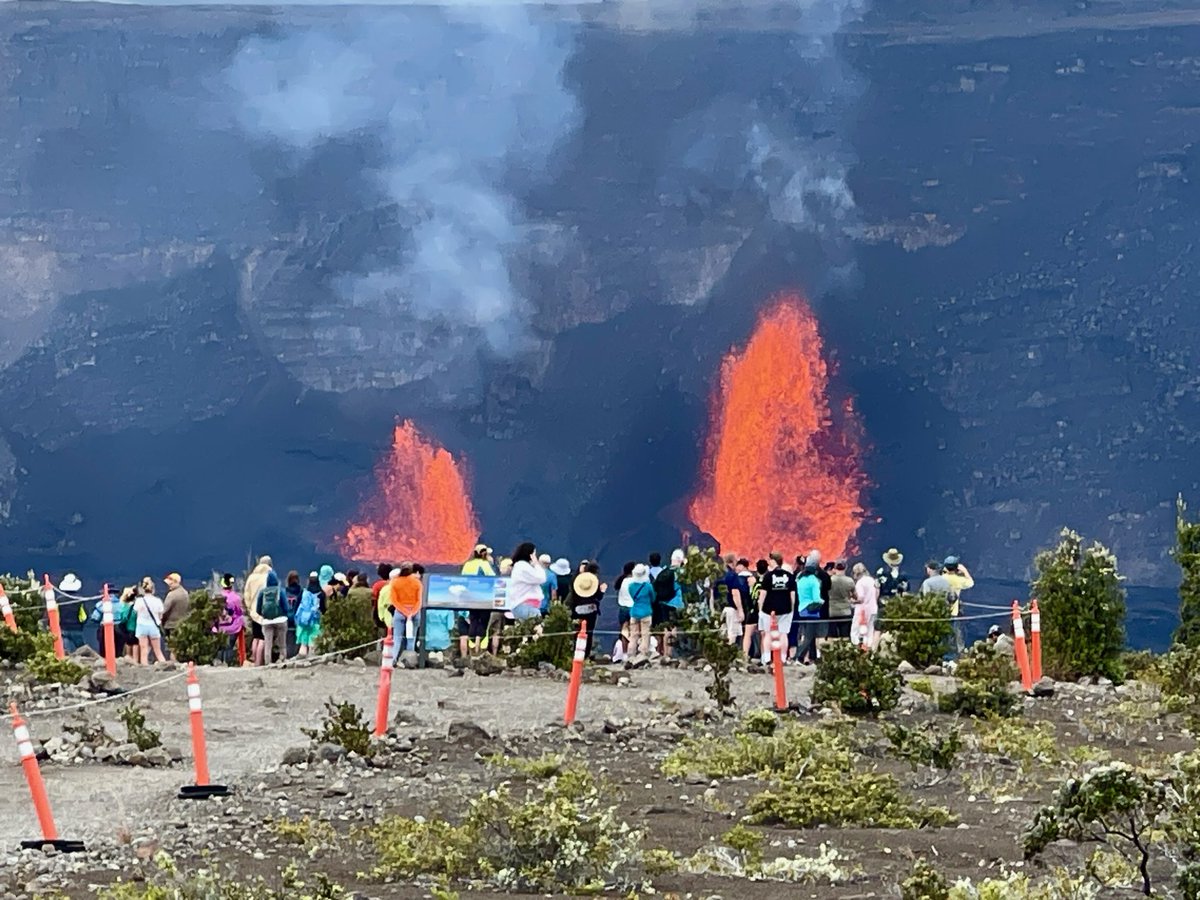 Hawaii Volcanoes NPS tweet media