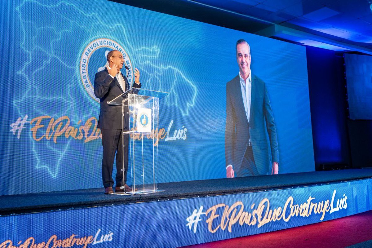 Hoy estuvimos llevando la conferencia #ElPaísQueConstruyeLuis en Juan Dolio municipio Guayacanes de la Provincia San Pedro de Macorís, una convocatoria extraordinaria donde reunimos las 6 provincias de la región Este del país.

Gracias a toda la dirigencia del <a href="/PRM_Oficial/">PRM</a> y a mi