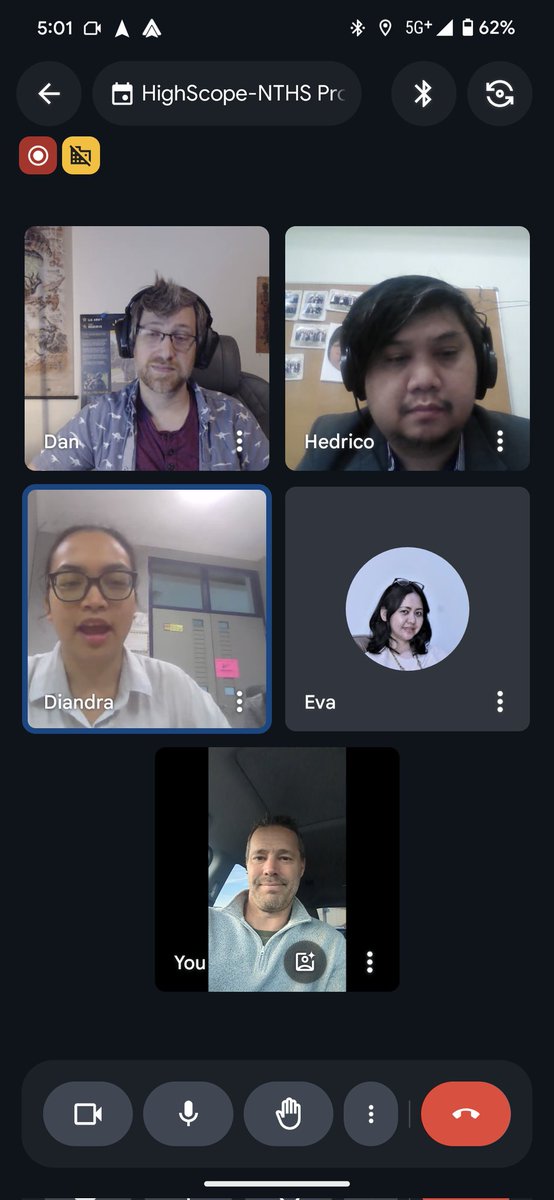 NewtechhighCFE's tweet image. It was a great meeting having our ELA teacher meet with teachers and instructional coach in Indonesia to work on a joint project analyzing censorship on social media. Giving differ cultural perspectives will be powerful for all our students! #pbl #pblchat #deeperlearning