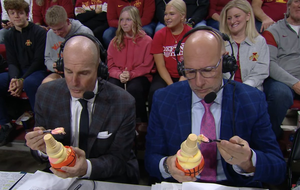 No Context College Basketball (@contextfreecbb) on Twitter photo 