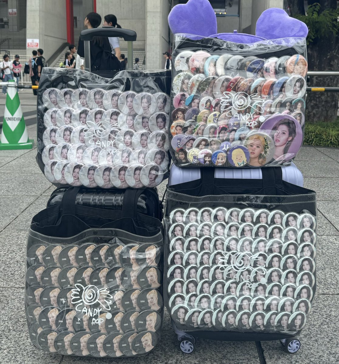 オスズ (@osuzuuuu_) on Twitter photo 誰か買取ってくれませんか?(;_;) 誰か買取ってくれませんか?(;_;)