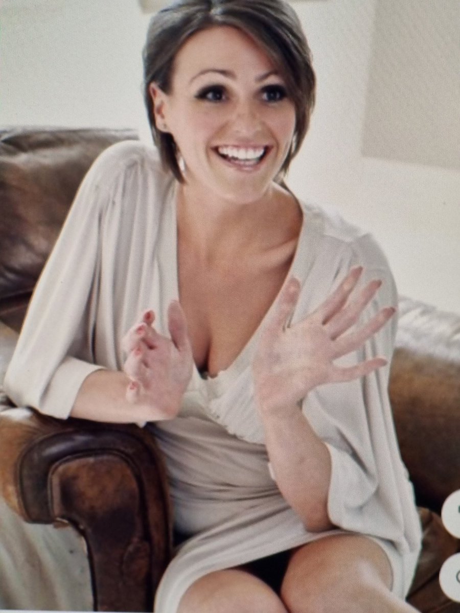 atarry246's tweet photo. Lovely Suranne looking really sexy and cute.💗💗 https://t.co/HKc6433CGi