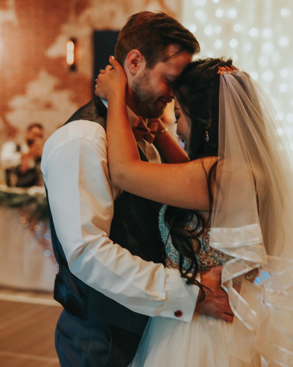 New year, new last name. 💍 Our experienced events team is ready to help you plan the perfect celebration so you can finally start the next chapter of your love story. 💕 Visit bit.ly/WPHWeddings to start your journey. #RenoWeddings

Photographer | #RedPoppyPhotography