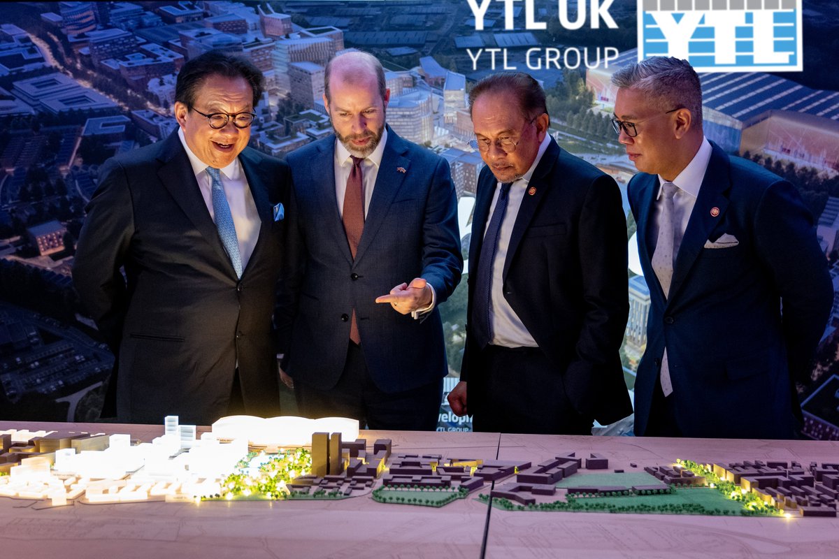 Prime Minister launches the YTL Brabazon New Town in Bristol, the most sustainable new town in the UK ytlcommunity.com/shownews.asp?n…