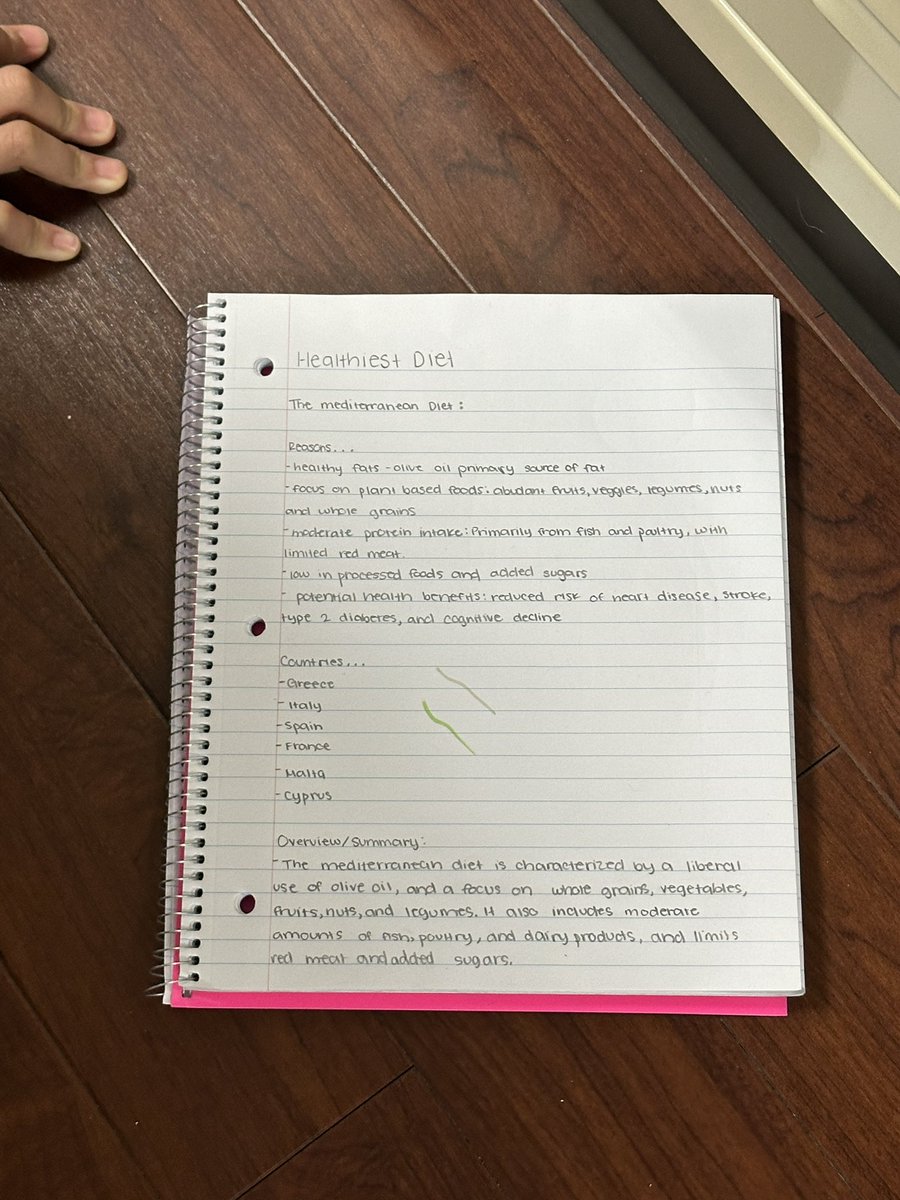 ElmanSenorita22's tweet image. Spanish2 Ss have been building #vocab related to a #balanced lifestyle by researching the #healthiest diets in the world. They’re having fun in an #interactive lesson,  using #research, creativity, and collaboration #WICOR 
@RPHS_Panthers @Rphs_World @RP_AVID