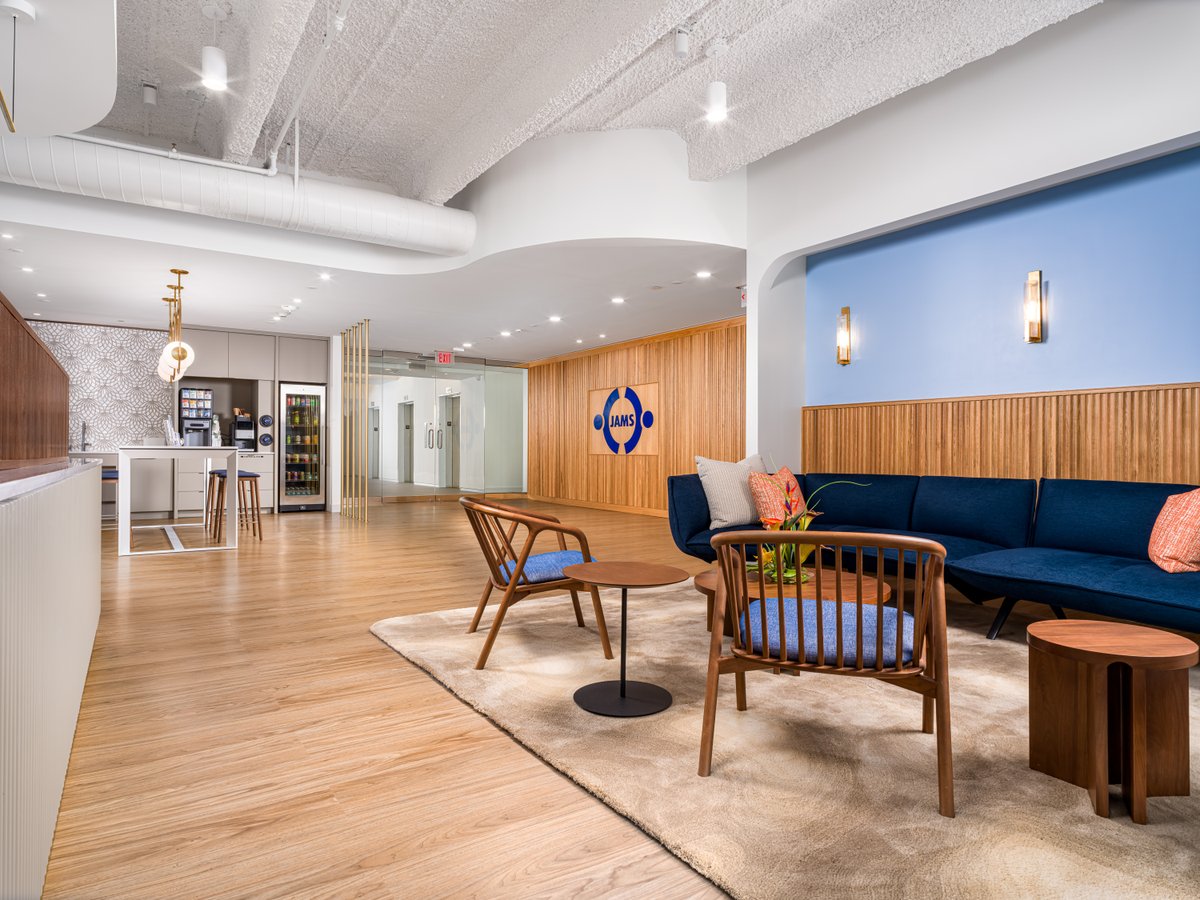 VirtualViewIn's tweet image. Elevate your brand with high-resolution photography. This stunning shot of @JAMSADR  Miami captures modern design and vibrant city views in perfect detail.
#VirtualViewInside #HighResolutionPhotos #JAMSMiami #MiamiPhotography #ProfessionalSpaces