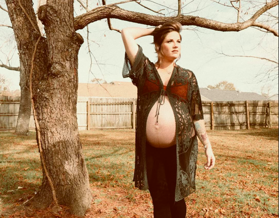 happybeangirl's tweet photo. Back to when I was pregnant with my little one.  Yes I am a mother and will be a slut to give her a better life. #livinglife #ThrowbackThursday #porn #chaturbate #avn #onlyfans https://t.co/sOLnKMuioT