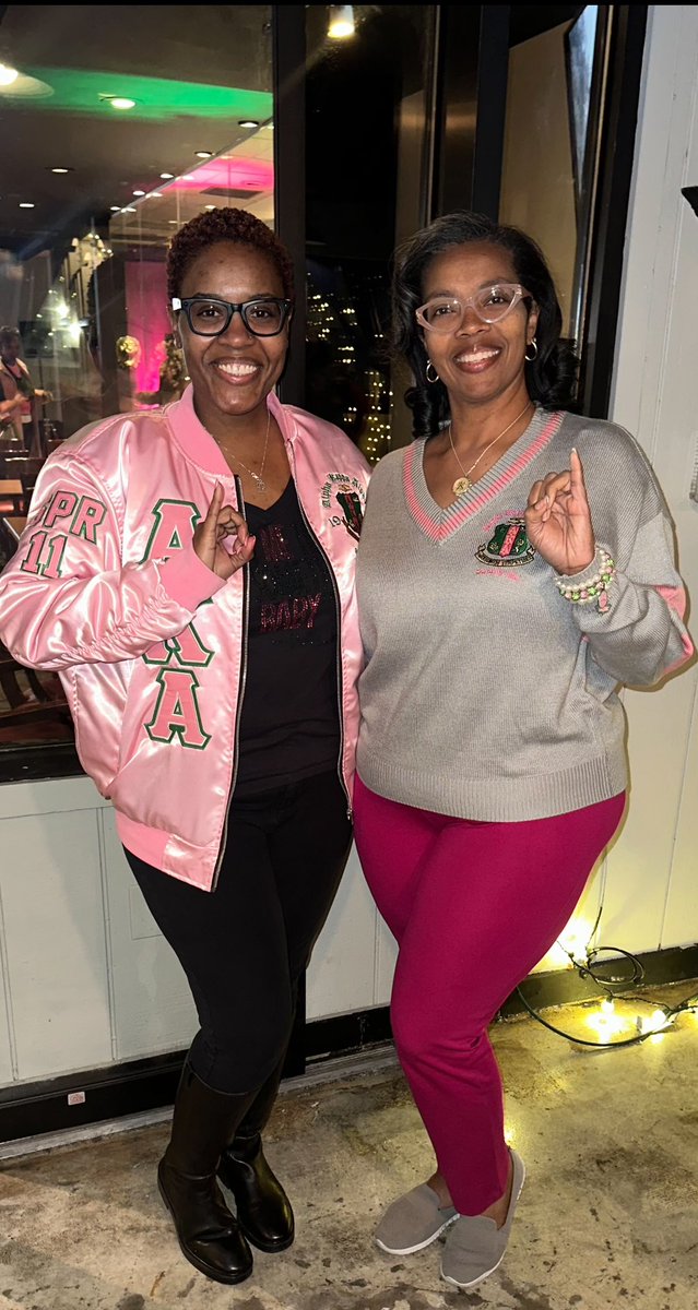 PrettyPearlRock's tweet photo. Dear Alpha Kappa Alpha Sorority, Inc.

Thank you for the opportunity to serve!

Happy 117th Founders’ Day Sorors🩷💚! https://t.co/kr92lDg9tQ