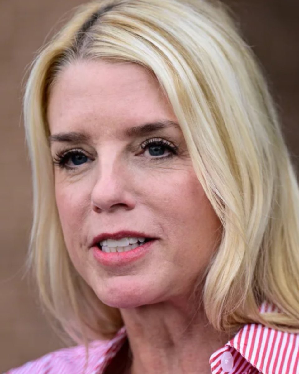 Midwest Mom tweet media