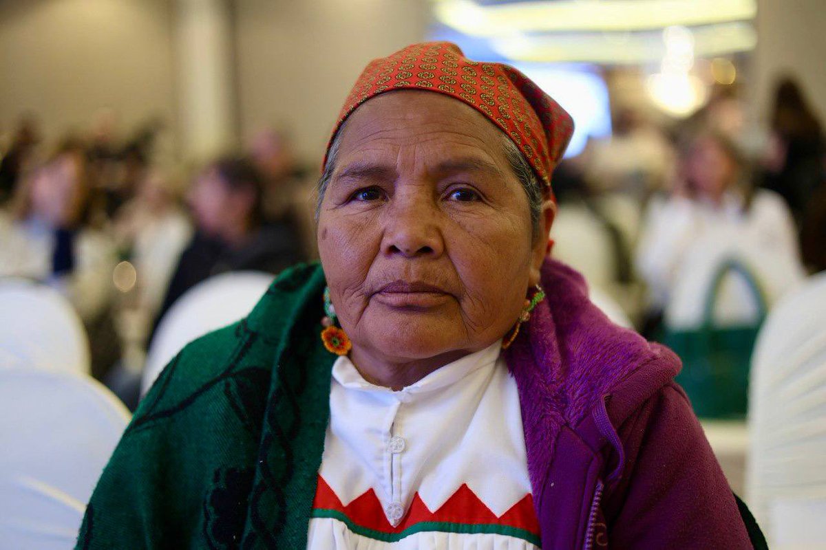 CitlaHM's tweet photo. El diálogo constante y permanente con todas las mujeres del país es una de las principales convicciones de la secretaría de las @mujeresgobmx:

Frente a más de 500 personas en Ciudad Juárez, tuvimos nuestro segundo #ForoDeConsulta del Plan Nacional de Desarrollo a raíz de la presentación de 7 ejes estratégicos:

1⃣Mejorar las condiciones de vida para el bienestar integral de las mujeres. 

2⃣Impulsar la participación igualitaria.

3⃣Transformar la cultura social.

4⃣Mejorar la situación económica de las mujeres.

5️⃣Construcción de una sociedad de cuidados. 

6️⃣Garantizar una política nacional, integral y coordinada. 

7️⃣Garantizar el derecho de las mujeres el acceso a la justicia a través de mecanismos efectivos
y especializados.

Ha sido profundamente enriquecedor la participación de todas. ¡Muchas gracias!