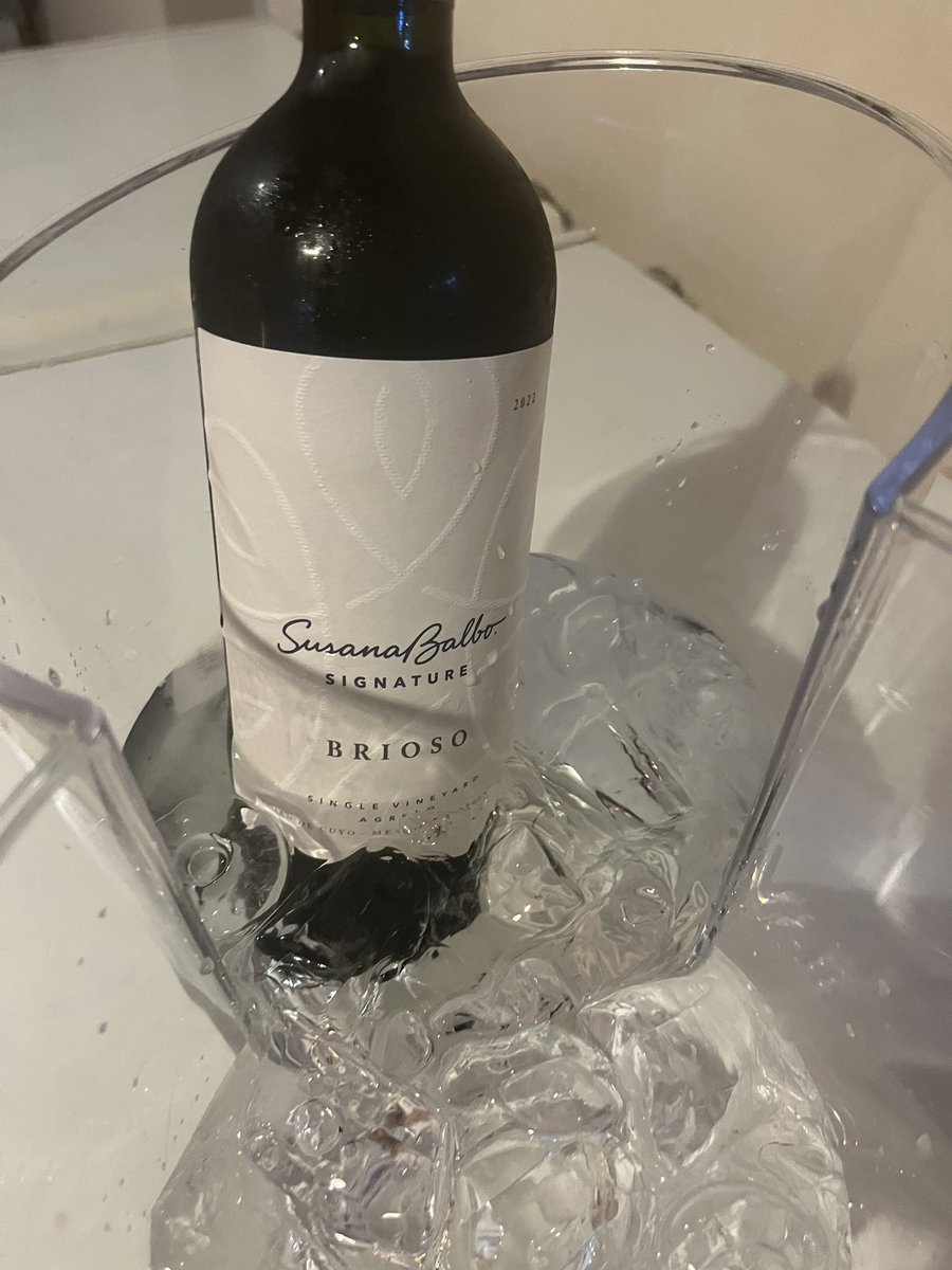 Mucho calor hoy, hay que hidratarse bien🍷🔥🍷