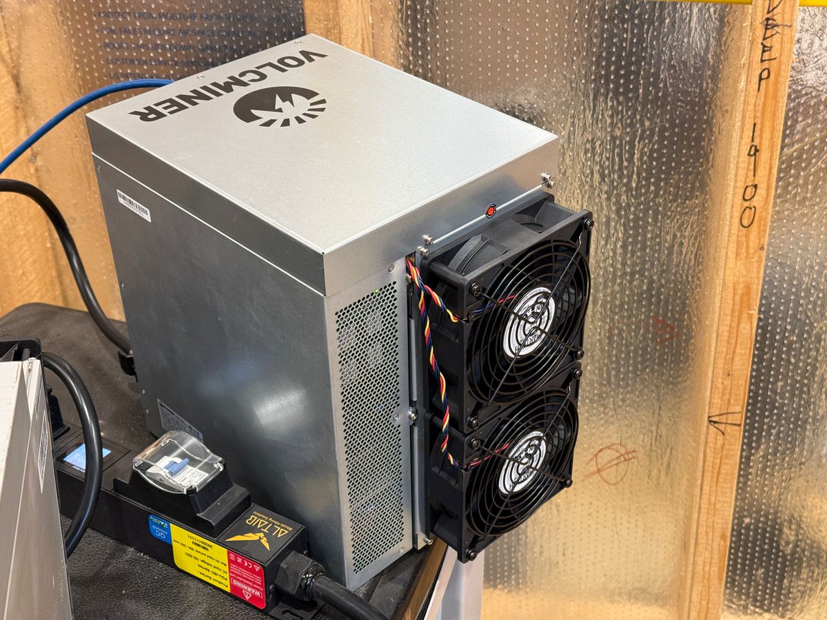 VoskCoin's tweet photo. This super profitable Dogecoin miner earns $40+ per day in passive income, and you’ve probably never even heard of it, it’s called a Volcminer D1! Full breakdown here - Earning $1,200 MONTHLY With New Dogecoin Miner!
https://t.co/wE0iF6xLnQ https://t.co/aGX2H6afys