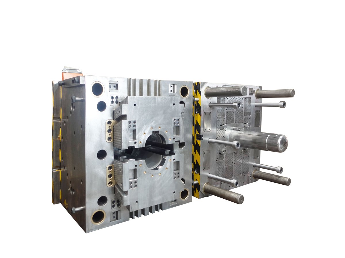 ImmetechLtd's tweet image. From digital blueprints to tangible prototypes, watch as ideas take shape in our design team.

#Immetech #MoldDesign  #PlasticMold #InjectionMolding #Precision #Mold #MoldMaking #MedicalDevice #MedicalMold #AutomotiveMold #AutomotiveInterior