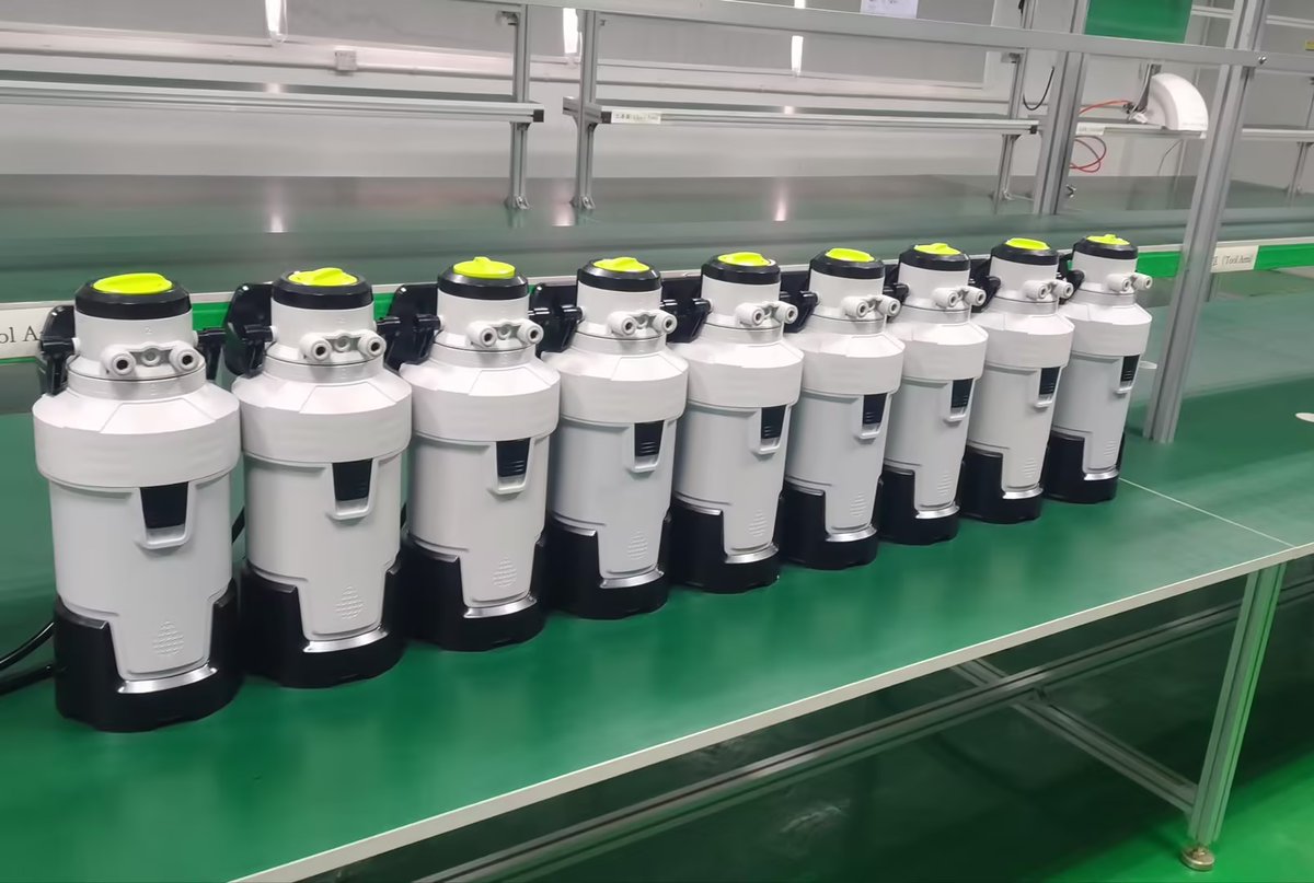 ImmetechLtd's tweet image. From digital blueprints to tangible prototypes, watch as ideas take shape in our design team.

#Immetech #MoldDesign  #PlasticMold #InjectionMolding #Precision #Mold #MoldMaking #MedicalDevice #MedicalMold #AutomotiveMold #AutomotiveInterior