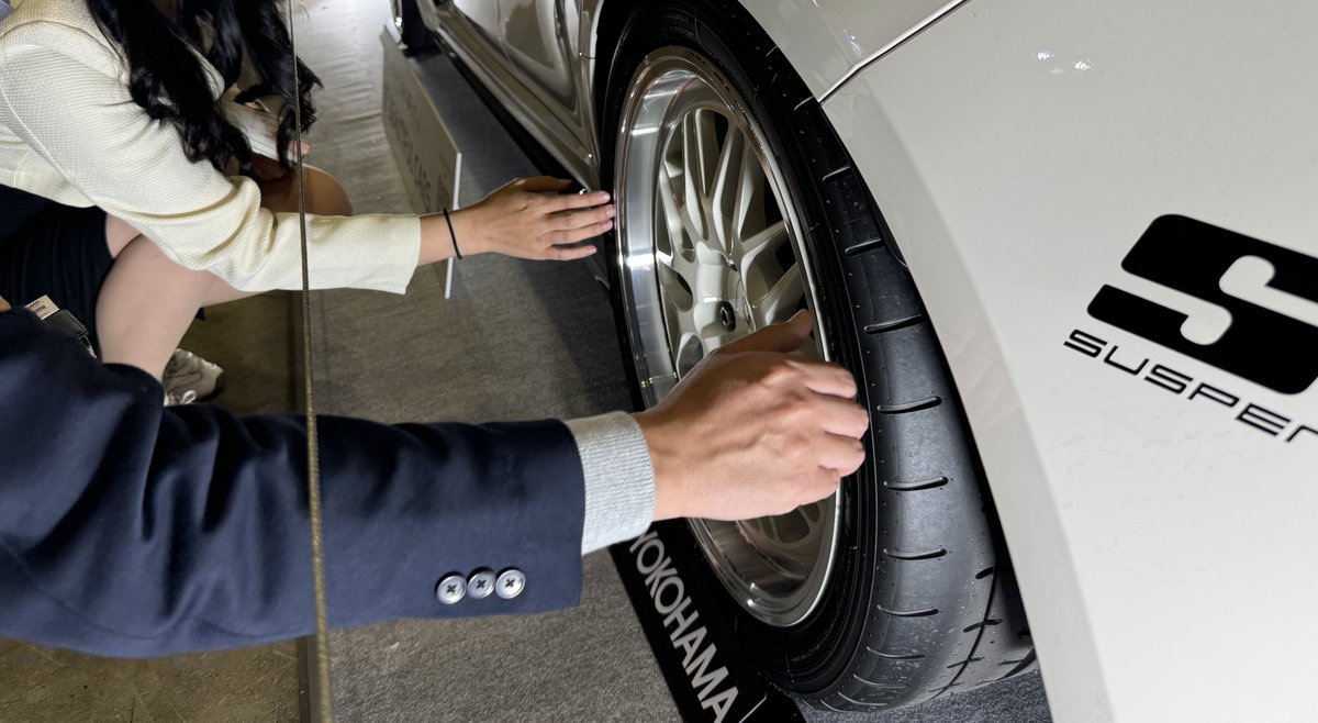 東京オートサロン2025振り返り
なんと、先日Xでやり取りさせていただいたカーポートマルゼン公式アカウントの運用担当さんがご挨拶に来てくださいました！
（お顔はアイコンで隠させていただきました🙇‍♀️）