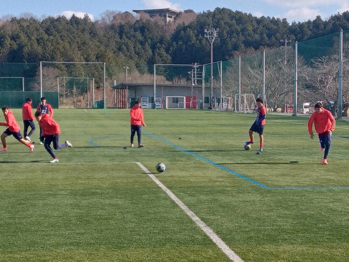 セロポルテーニョ選手のトレーニング風景です
The training scene of Cerro Porteño players this morning.