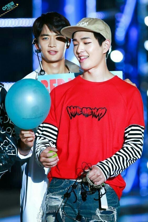 sometimesonho's tweet photo. #SHINee #ONHO #온호 🐰🐿️ https://t.co/yHIZplb72P