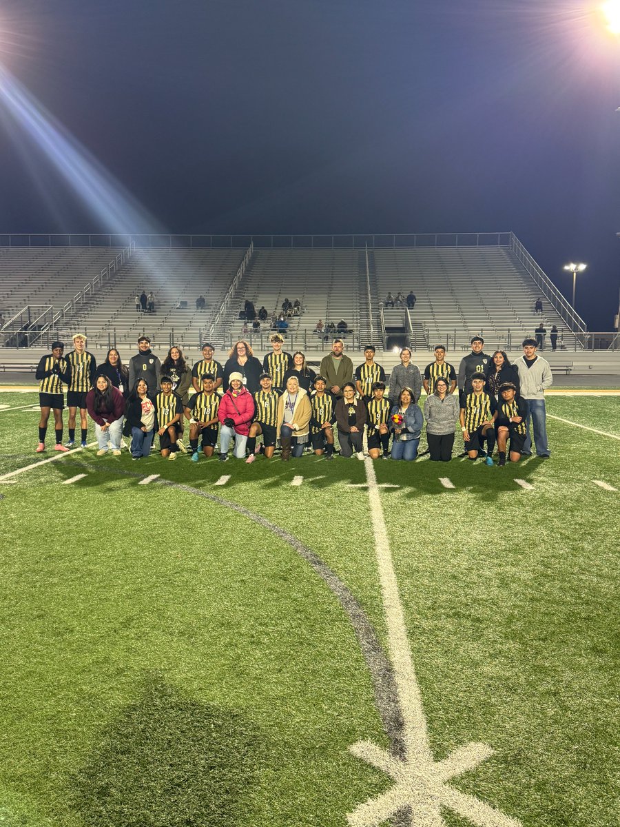 Seguin Matadors Men's Soccer (@seguinhs_soccer) on Twitter photo Thank you teachers for coming out and supporting us on and off the field! Great win for our program today, first district win in over 4 years! #CTG <a href="/AshFarris11/">Ashley Farris</a> <a href="/Coach_SMartinez/">Sergio Martínez</a> <a href="/DaileyCraig/">Coach Dailey</a> <a href="/SeguinHSTx/">Seguin High School</a> <a href="/SeguinISD/">Seguin ISD</a> <a href="/SeguinAthletics/">Seguin ISD Athletics</a> Thank you teachers for coming out and supporting us on and off the field! Great win for our program today, first district win in over 4 years! #CTG <a href="/AshFarris11/">Ashley Farris</a> <a href="/Coach_SMartinez/">Sergio Martínez</a> <a href="/DaileyCraig/">Coach Dailey</a> <a href="/SeguinHSTx/">Seguin High School</a> <a href="/SeguinISD/">Seguin ISD</a> <a href="/SeguinAthletics/">Seguin ISD Athletics</a>