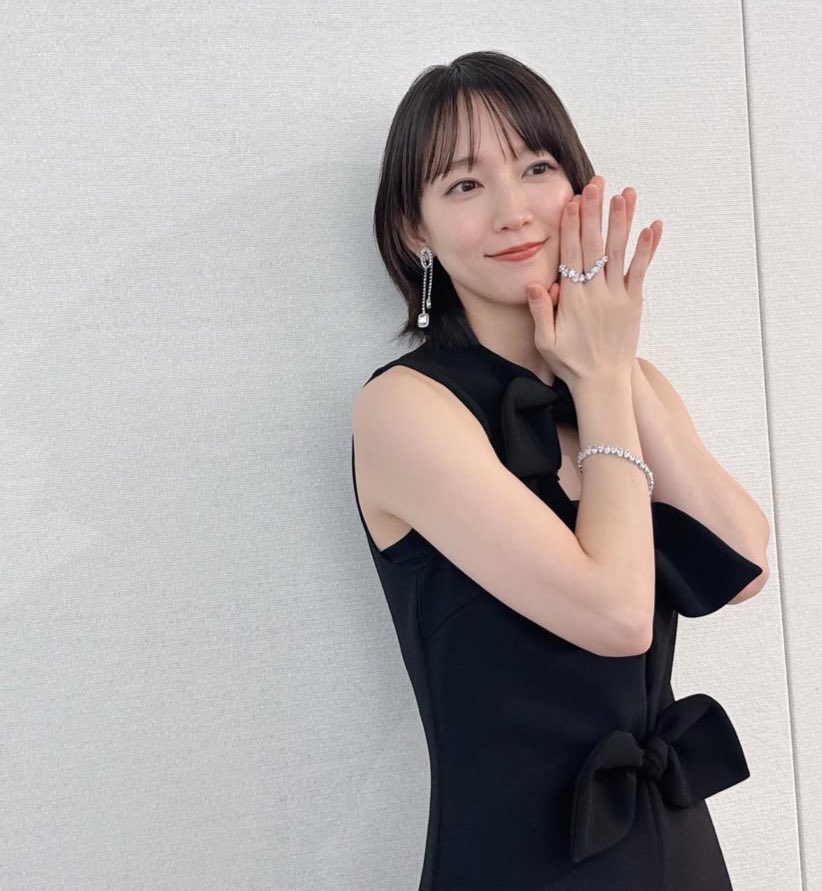 吉岡里帆32歳、良すぎる。