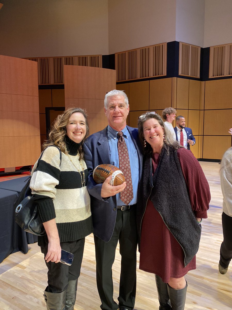 Coach Shannon Holt tweet media