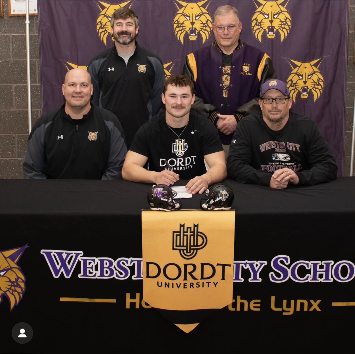 Congrats to Jayden Weinzetl for signing his Letter of Intent to play football at Dordt next year!!