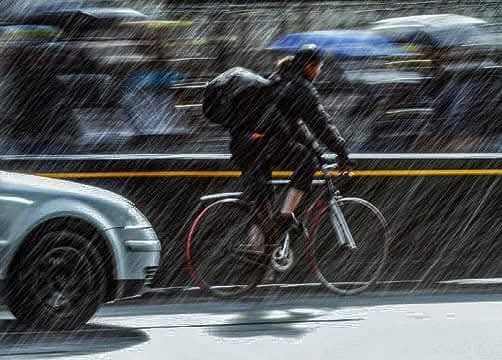 " إذا ضَاقت عليك الدُنيا ، تأكد أن اللُطف قَد اقترب ، فقُل يا الله دائماً ، مَقصِداً و يقيناً ، تُفرج كمَا لم ترى ضيقاً " 👌