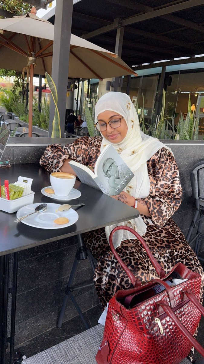 DirsheMuna's tweet photo. Bandhigga Buugga Adkaysi
Taariikhda: January 17, 2025
Goobta: Paradise Hall
Waqtiga: 4:00pm
Maalinta Jimco.
@AAbdishakur 🇰🇪 https://t.co/kfXeTdWuBu
