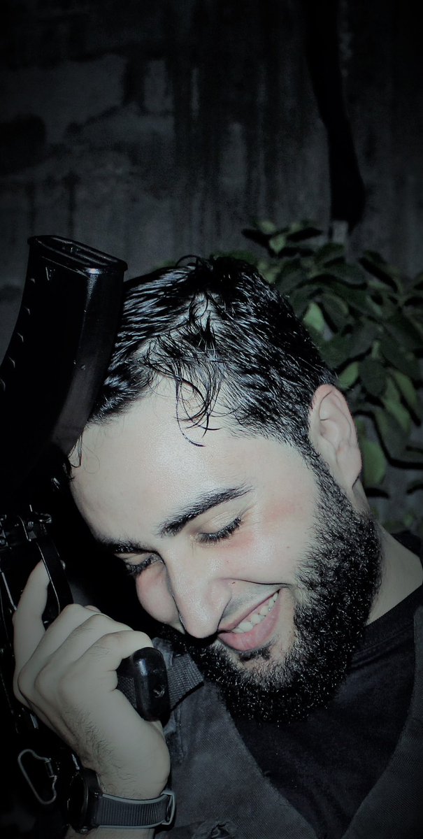 هكذا يضحك الشهداء.💔

أخي الشهيد البطل بهاء المدهون تقبله الله