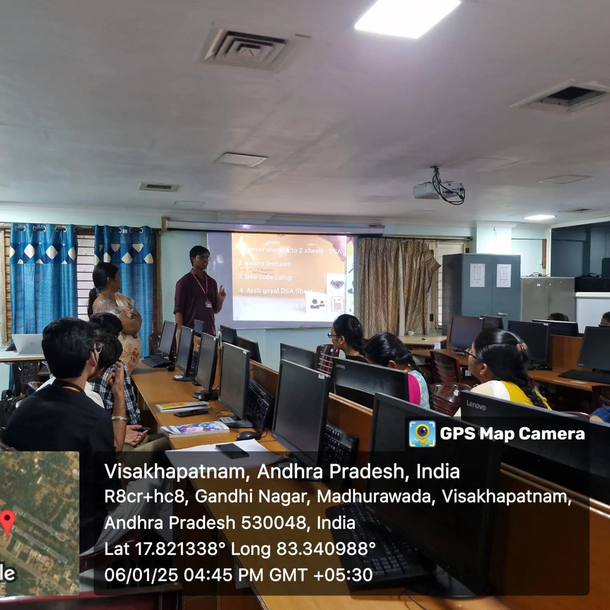 GvpAi's tweet photo. 🚀 AI Club Presents: DSA Fundamentals.
We  are excited to share the success of our “DSA Fundamentals: Learn, Code, Conquer” session, organized by the AI Club to inspire the next generation of tech enthusiasts.
#AIClub 💡 #DSAFundamentals 🧑‍💻 #LearnCodeConquer 🏆 #TechCommunity 🔗 https://t.co/Q3valVchG5