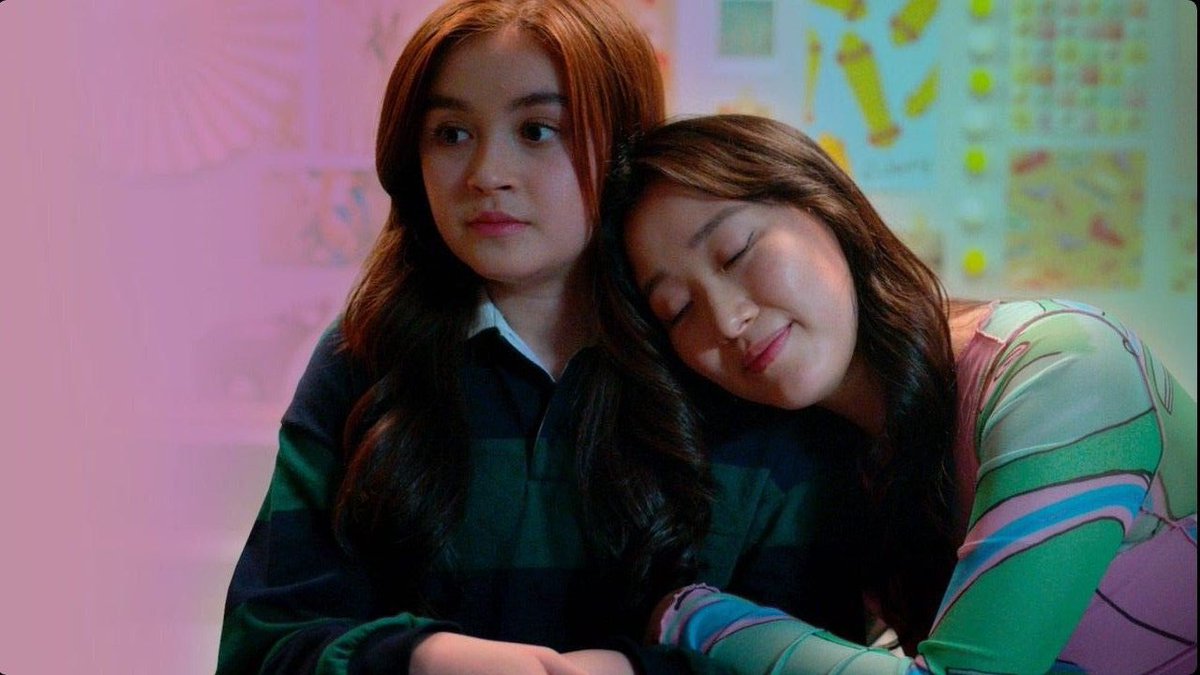 lesbocine's tweet image. 🚨A 2ª temporada de &apos;COM CARINHO, KITTY&apos; está disponível na Netflix.