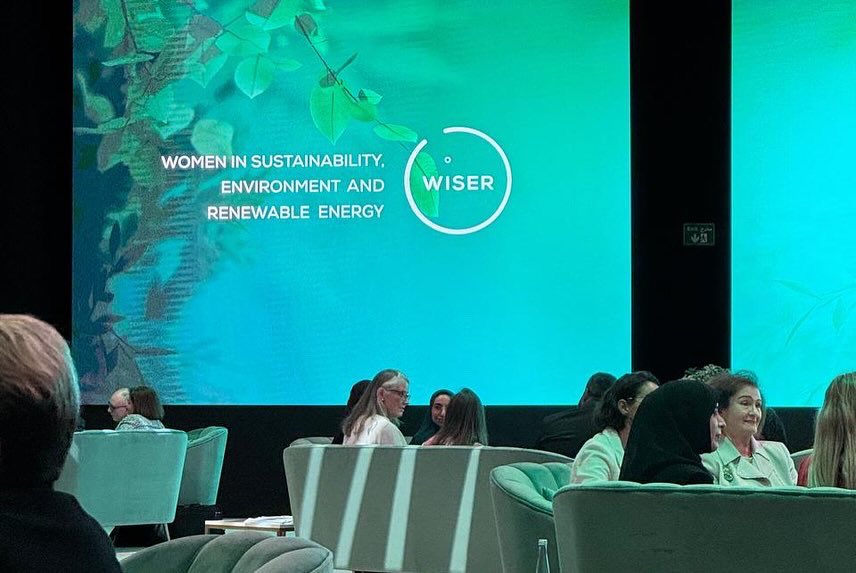 سعدت بالمشاركة في فعالية المرأة في الاستدامة والطاقة المتجددة (WiSER) 2025 والتعاون مع قادة ملهمين لمعالجة التحديات المالية التي تواجهها رائدات الأعمال في الصناعات المعنية بالمناخ. معًا، ندعم التوعية المالية والإرشاد وإتاحة فرص الاستثمار لتمكين المشاريع النسائية من الازدهار،