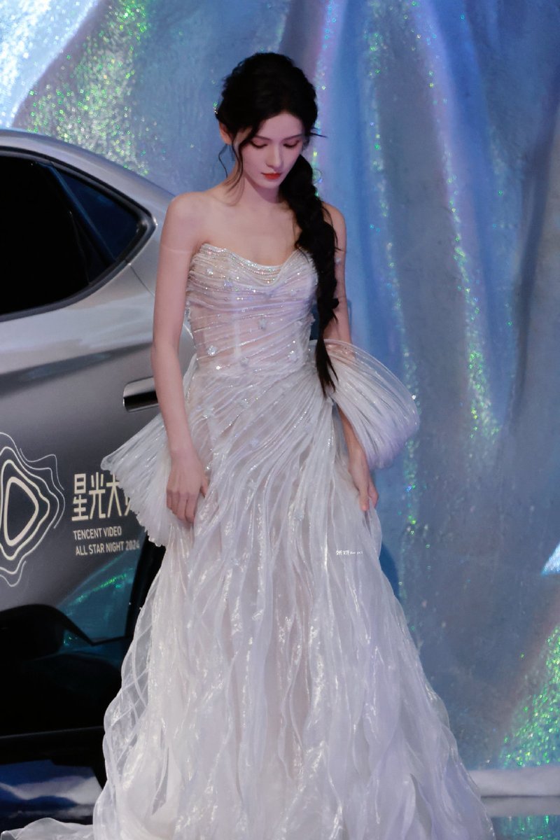 floral_beauties's tweet photo. Trending Angel #ZhangYuxi 😘

#TheTopSpeed #FloralBeauties https://t.co/YltAb3N2sz
