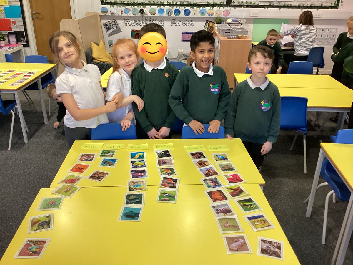 We have been activating our science learning from Year 1 by categorising  the animals into their groups of mammals, reptiles, amphibians, fish and birds. <a href="/TeamManorGreen/">Manor Green Primary #ReadyRespectfulSafe</a>