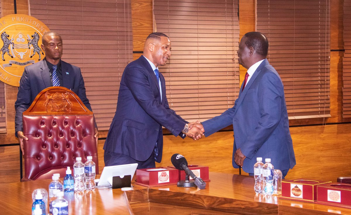RailaOdinga's tweet photo. I continued with my AUC chairperson campaigns in the SADC region with a stop in Botswana. H.E President Duma Boko is hosting us in Gaborone. Thank you President @duma_boko for creating time to allow me share my vision for a prosperous and united Africa. https://t.co/M4TgTLbni1