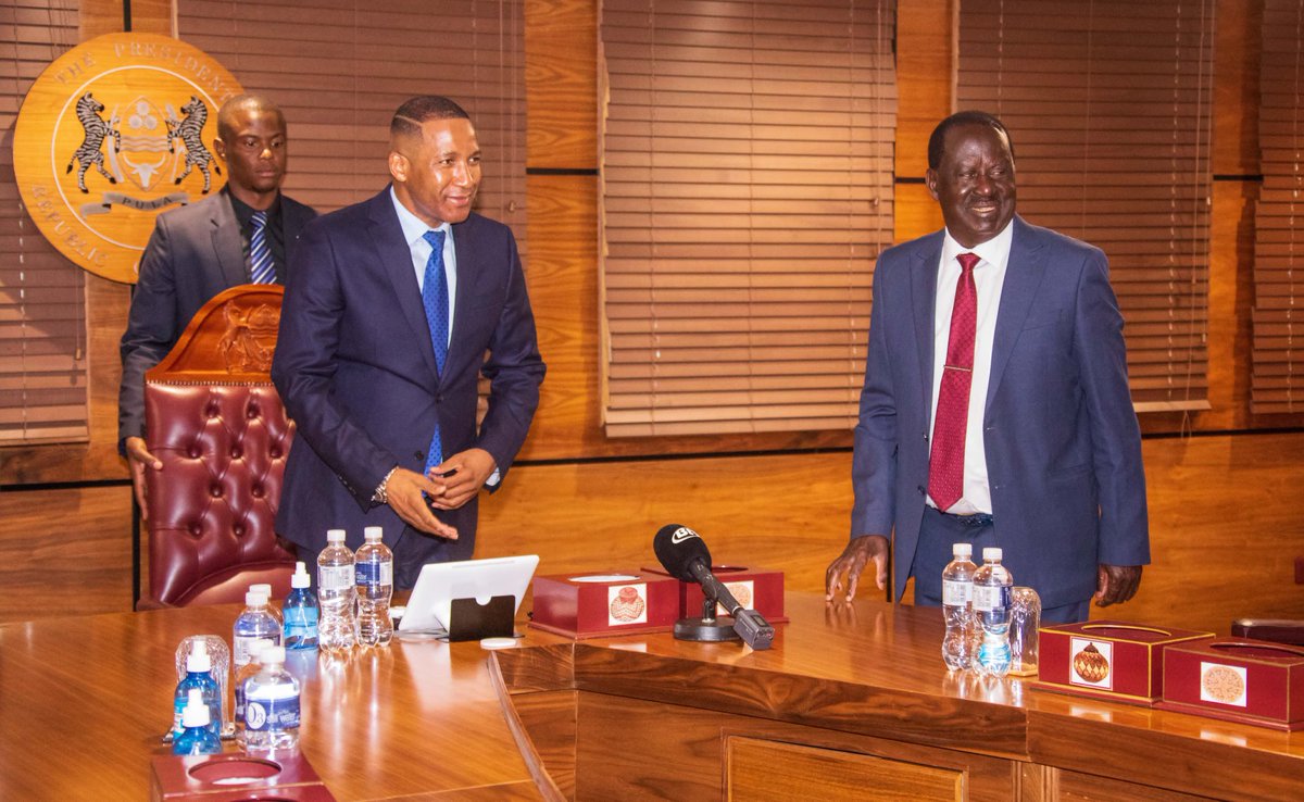 RailaOdinga's tweet photo. I continued with my AUC chairperson campaigns in the SADC region with a stop in Botswana. H.E President Duma Boko is hosting us in Gaborone. Thank you President @duma_boko for creating time to allow me share my vision for a prosperous and united Africa. https://t.co/M4TgTLbni1