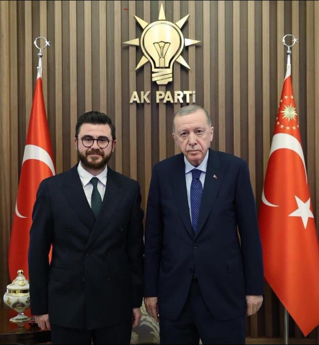 #İşinEhliGörevininBaşında

Cumhurbaşkanımız ve Genel Başkanımız SnRecep Tayyip Erdoğan'ın tensipleri ile İl Başkan olarak açıklanan <a href="/huseyinokandan/">Hüseyin OKANDAN 🇹🇷</a> başkanımı tebrik eder, yeni görevinde üstün başarılar dilerim.

İş ehline  verilirce #zaferkaçınılmazdır